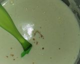 A picture of step 2 of Mango glaze cake.