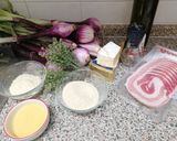 Foto del passaggio 1 della ricetta Bocconcini di Cipollotti e Brie