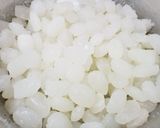 Hình bước làm 2 của món Đá me hạt đác rim thơm