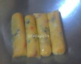 Foto langkah ke 5 dari resep Sosis telur /sostel tanpa cetakan.