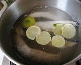 Foto del passaggio 1 della ricetta Sgombro al succo di lime e menta