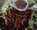 A picture of step 1 of Cheakpea Cabbage Salad.