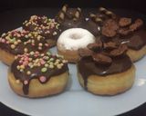 Foto langkah ke 5 dari resep Donat ala j.co no ribet anti gagal empuk montok menul menul.