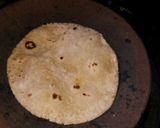 રોટી (Roti Recipe In Gujarati) રેસીપી સ્ટેપ3ફોટો