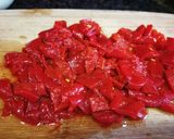 Foto del paso 2 de la receta Pollo campero al ajillo y pimientos de piquillo