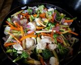 A picture of step 7 of Veggie Chicken Stir Fry.