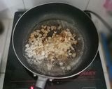 Hình bước làm 4 của món Cơm chiên mắm tóp mỡ