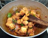 A picture of step 8 of Dry Schezwan Paneer.