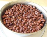 A picture of step 4 of Fig Red azuki beans (Karamani in Tamil) koottu rice.