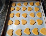 A picture of step 5 of Caramel Sugar Cookies.