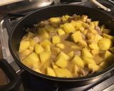 Une image de l'étape 15 de Sauté de porc aux pommes de terre et coing.