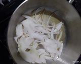 Foto del paso 1 de la receta: Sopa de cebolla