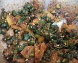 A picture of step 5 of Bhindi fry.