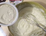Foto langkah ke 5 dari resep Oreo Cheese Cake Tanpa Bake.