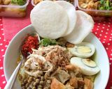 Foto langkah ke 5 dari resep Bubur Ayam Kuah Kuning.