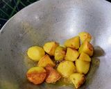 A picture of step 1 of Prawn Masala curry.