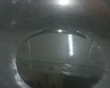 A picture of step 3 of Suji ka halwa/ sheera.