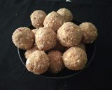 A picture of step 6 of Multigrain Atta Ladoo.