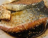 Foto del paso 1 de la receta: Salmón con miel y salsa de soja en Freidora de Aire