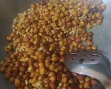 चना मोठ सलाद (chana meethe salad recipe in Hindi) रेसिपी चरण 2 फोटो