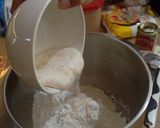 Foto langkah ke 3 dari resep Bakpao Isi Ayam Cincang (No Mixer).