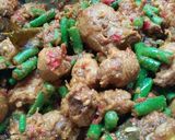 Foto langkah ke 3 dari resep Tumis pala ayam buncis.