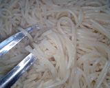 A picture of step 3 of Spaghetti with stew.