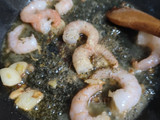 Camarones al pil pil (con ají verde)