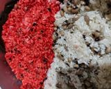 Foto langkah ke 6 dari resep Lemper Merah Putih Istimewa.