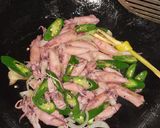 Foto langkah ke 3 dari resep Tumis cumi Asin.