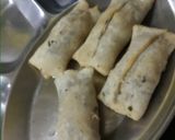 A picture of step 3 of Paneer kachori.