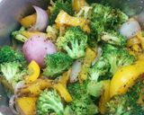 A picture of step 4 of . broccoli and pepper salad.
