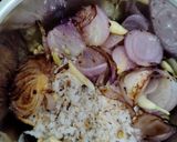 झणझणीत खान्देशी शेव भाजी (Khandeshi Shev Bhaji Recipe In Marathi) रेसिपी स्टेप 1 फोटो 