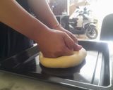 Foto langkah ke 4 dari resep Pizza sosis Simple Takaran sendok Rasanya Juara.