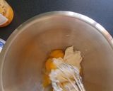 Une image de l'étape 2 de Un délicieux moelleux aux noix et aux pommes 🍎.