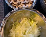Krémes cukkinis gombás laska omlós csirkemellel🍄🍅🍜 recept fázis 1 fotója