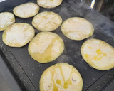 Foto del paso 1 de la receta: Milhojas de berenjenas con pesto y mozzarella