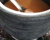 A picture of step 2 of Tom yum Shorba.