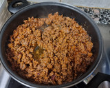 Foto del paso 4 de la receta: Rollo de calabacín y carne picada