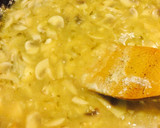 Foto del paso 3 de la receta: Chicken Marsala con Fettuccini pasta