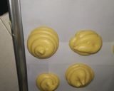 Foto del paso 9 de la receta: Croquembouche (masa choux y crema pastelera)