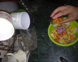A picture of step 2 of Tomato Cups Sprout Salad.