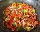 Foto del paso 4 de la receta: Chícharo colado con chorizo