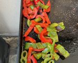 Une image de l'étape 6 de Poivrons bicolores aux épices créoles.
