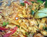 รูปขั้นตอนการทำที่ 2 ของ ผัดพริกแกงไก่ใส้หนอไม้ / ข้าวผัดพริกแกง