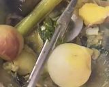 Une image de l'étape 2 de Soupe au 10 légumes vegan soupe.