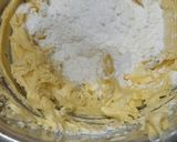 தேங்காய் பிஸ்கெட்(coconut biscuit recipe in tamil) ரெசிபி ஸ்டேப் 2 புகைப்படம்