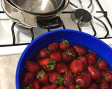 Foto del paso 1 de la receta: Fresas con chocolate 🍫