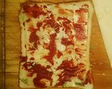 A picture of step 5 of Tex's Pizza Toastie 🐷🧀 🍞🌿🍕.