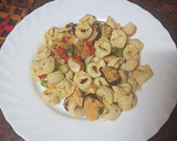 Foto del paso 3 de la receta: Salpicón de pasta, verdura, palitos de cangrejo y mejillones